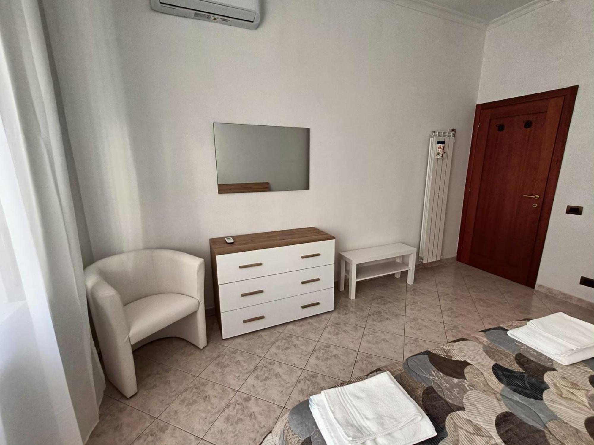 Tia Tourist Apartment Рим Екстер'єр фото